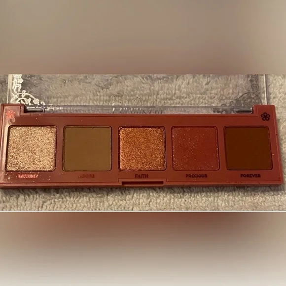 Colourpop Cherish, Amour, & Lyric 5 Pan Eyeshadow  Bundle BNIB. - Picture 4 of 10